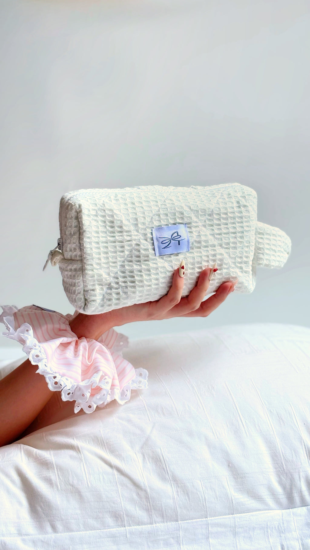 Medium Cloudette Pouch
